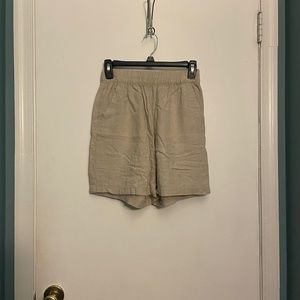 Linen shorts